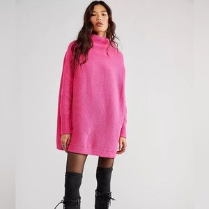 Free People Ottoman Tunic - Raspberry